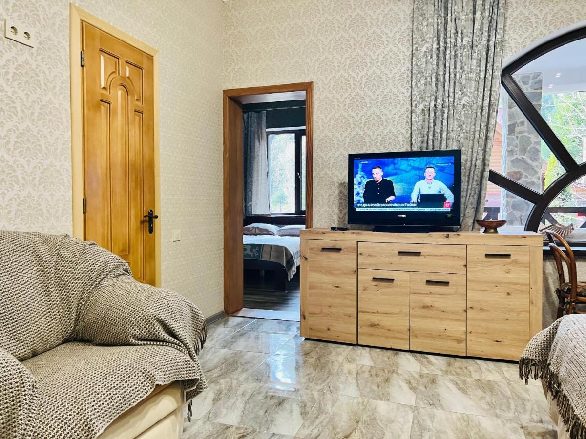 Apartment лісова комфорт *
